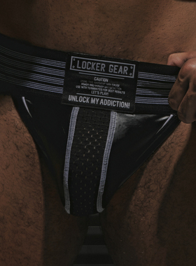 LOCKER GEAR 立体囊袋仿皮宽腰带网眼提臀男士双丁内裤LK0121