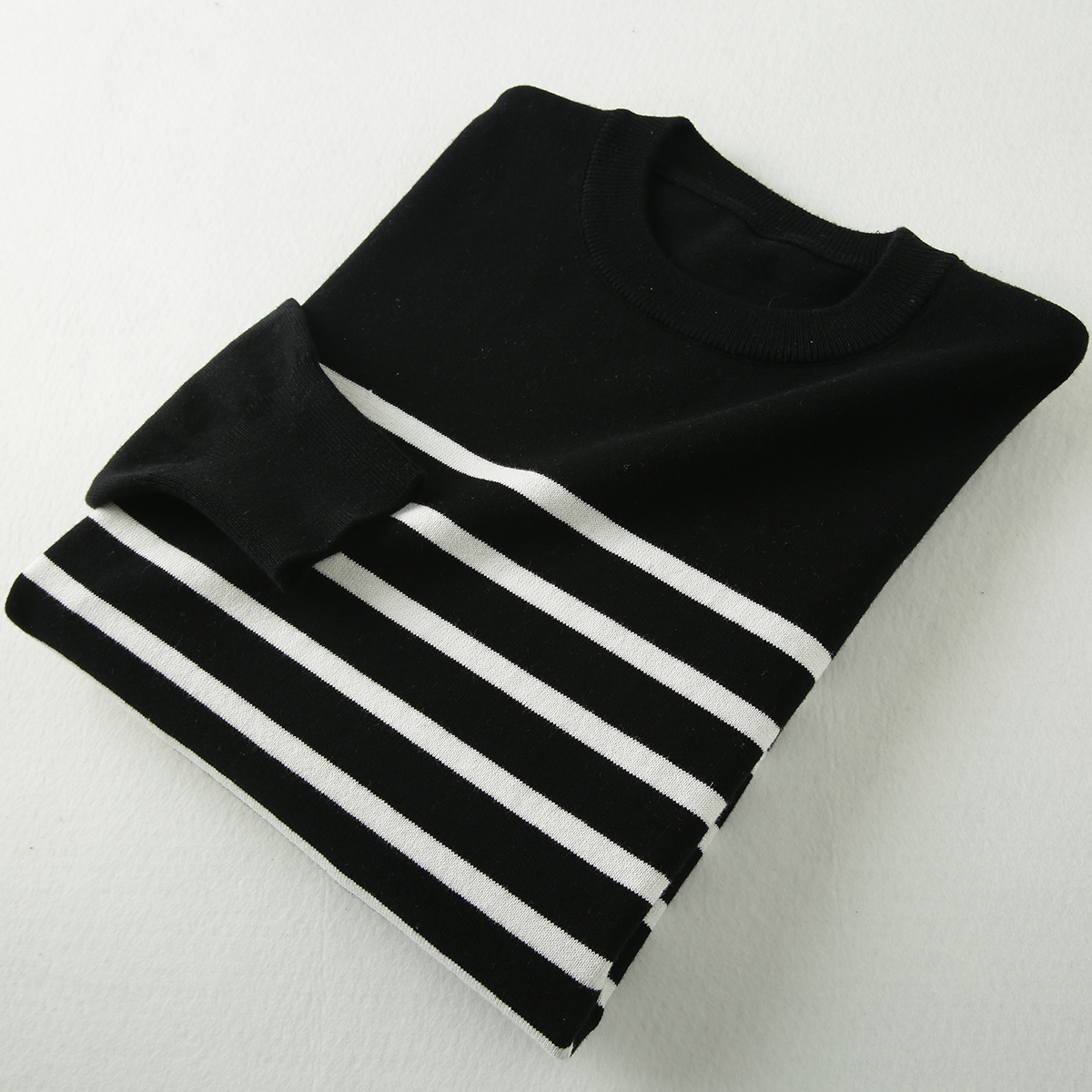 秋冬条纹色织亲肤细腻软糯针织衫