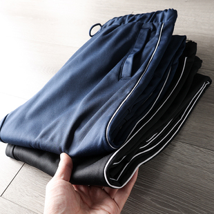 秋冬男松紧腰束脚抓绒卫裤 出口单 保暖舒适 内里薄绒 立体剪裁