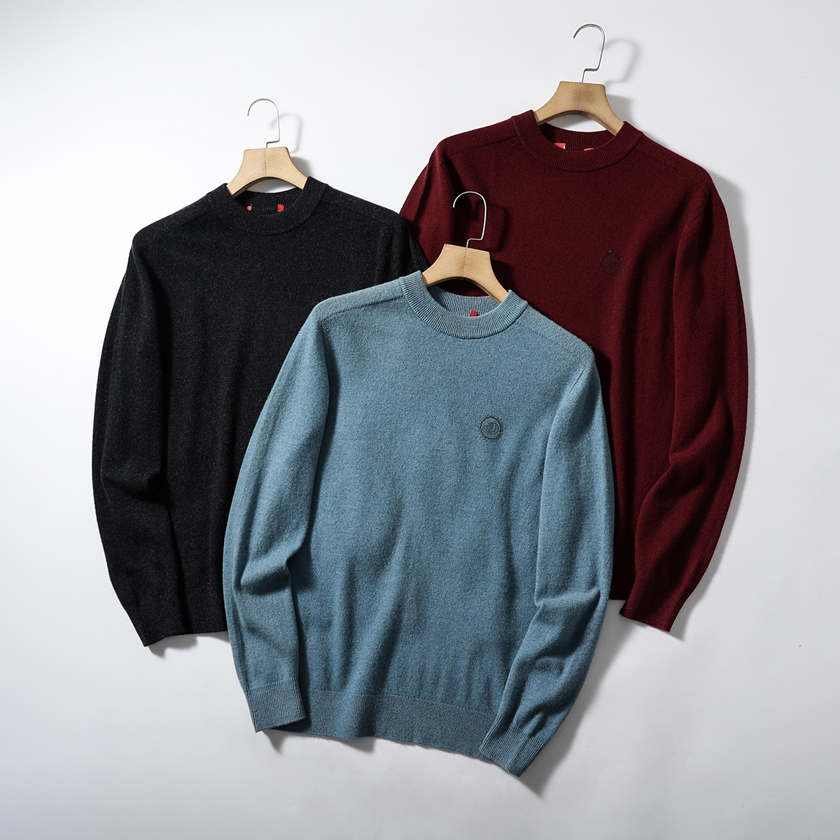 软糯亲肤绵羊毛打底针织衫毛衣男