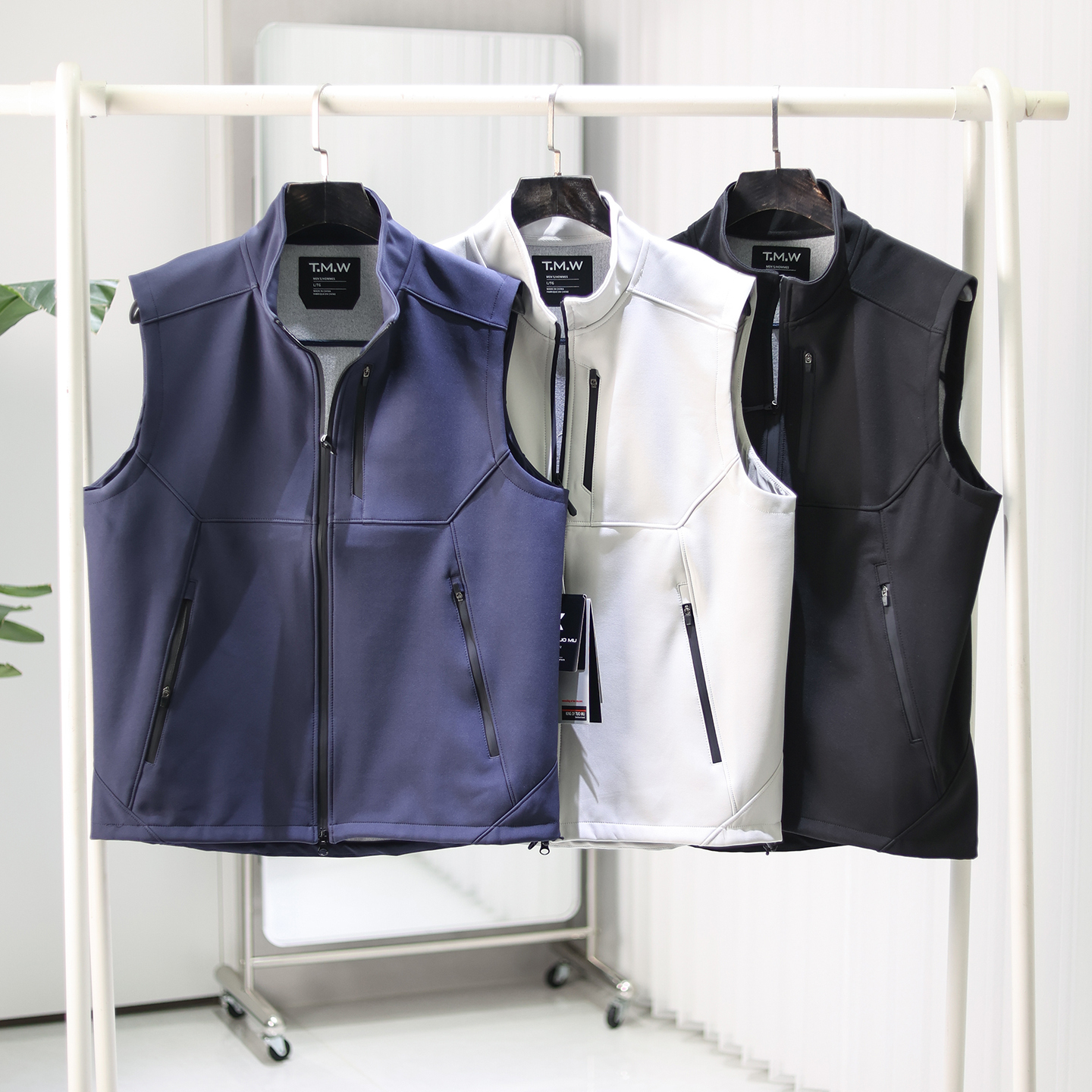 全天候户外立领运动弹力软壳马甲