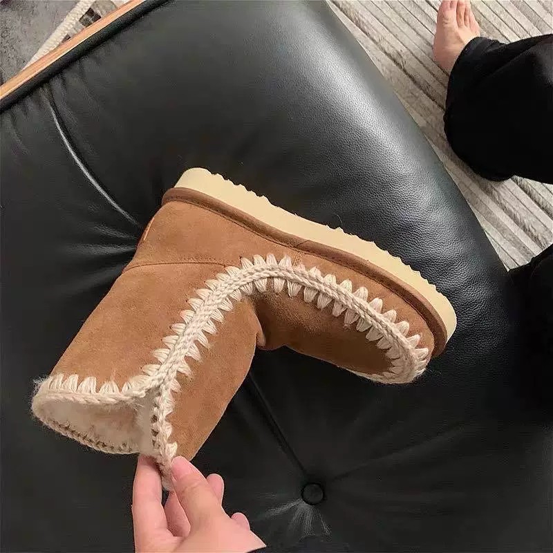 MOU中筒雪地靴女冬季保暖