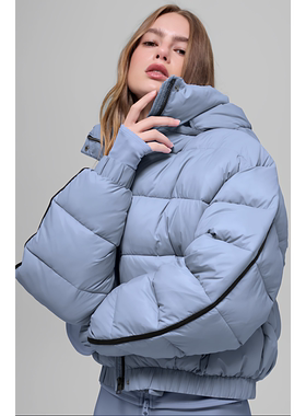 代购ALO Aspen Love Puffer短款泡芙羽绒服女蓝色连帽保暖外套