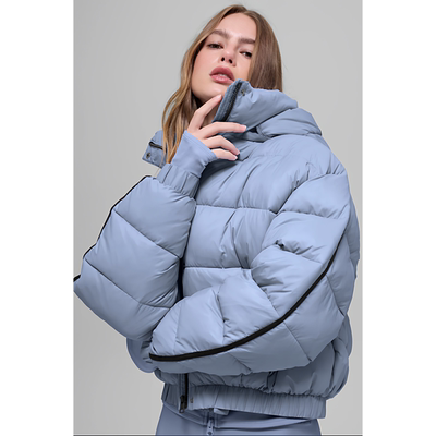 代购ALO Aspen Love Puffer短款泡芙羽绒服女蓝色连帽保暖外套