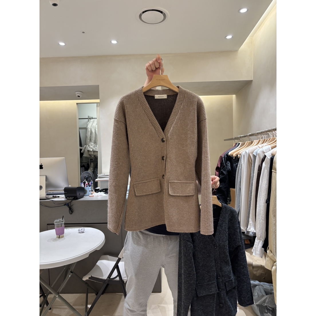 FOUR EIGHT东大门㊣实拍女士新款热卖人气休闲真品时尚毛衣