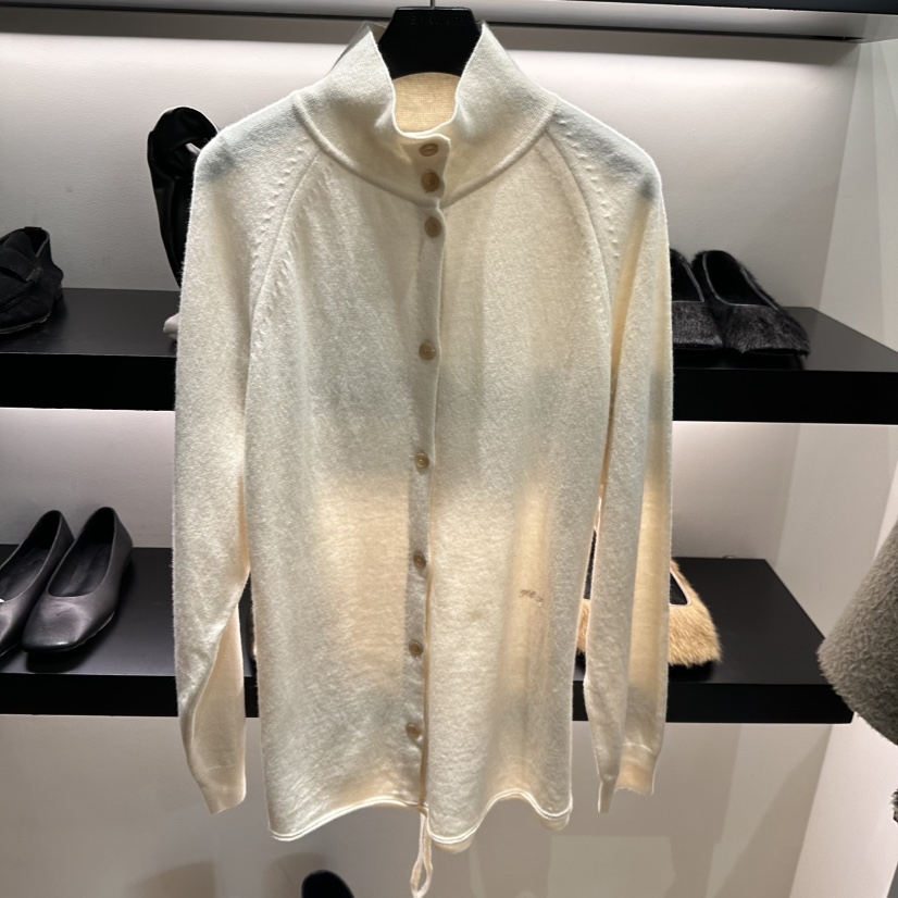 FEBRUARY 11韩国代购㊣女装新品休闲25秋冬热卖针织衫开衫