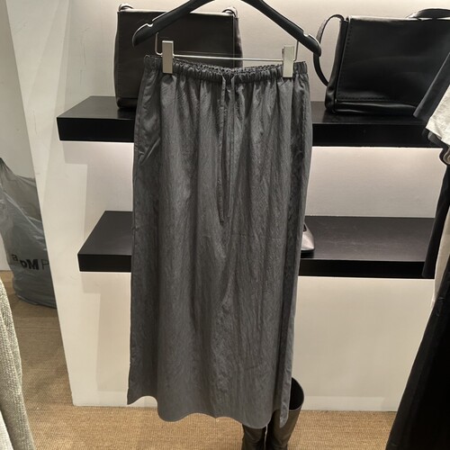 FEBRUARY 11㊣韩国直邮实拍女士新款热卖人气26春夏休闲长裙