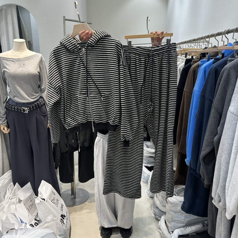 W.FATAL韩国代购㊣女士新品时尚推荐人气25秋冬休闲热卖套装