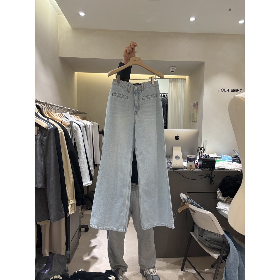 FOUR EIGHT东大门㊣代购女士新款真品25秋冬时尚热卖牛仔裤,运动服/休闲服装,运动牛仔裤,淘宝优惠券,粉丝福利购,淘宝优惠卷