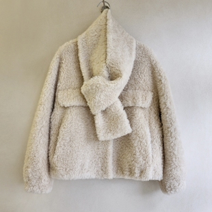 La Bloom东大门㊣实拍女装新款时尚热卖25秋冬短款大衣含围巾