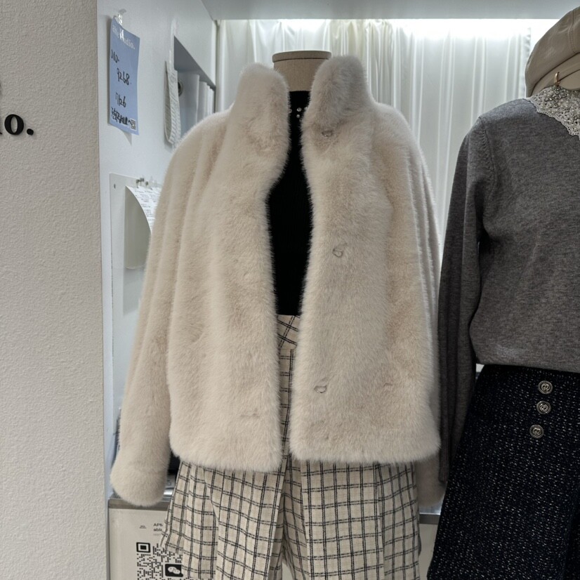 ABLESTUDIO东大门㊣实拍女士新款推荐25秋冬时尚真品短款大衣