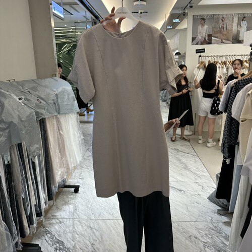 MER/ANGELO BIANCO㊣东大门实拍女装新品推荐26春夏连衣裙