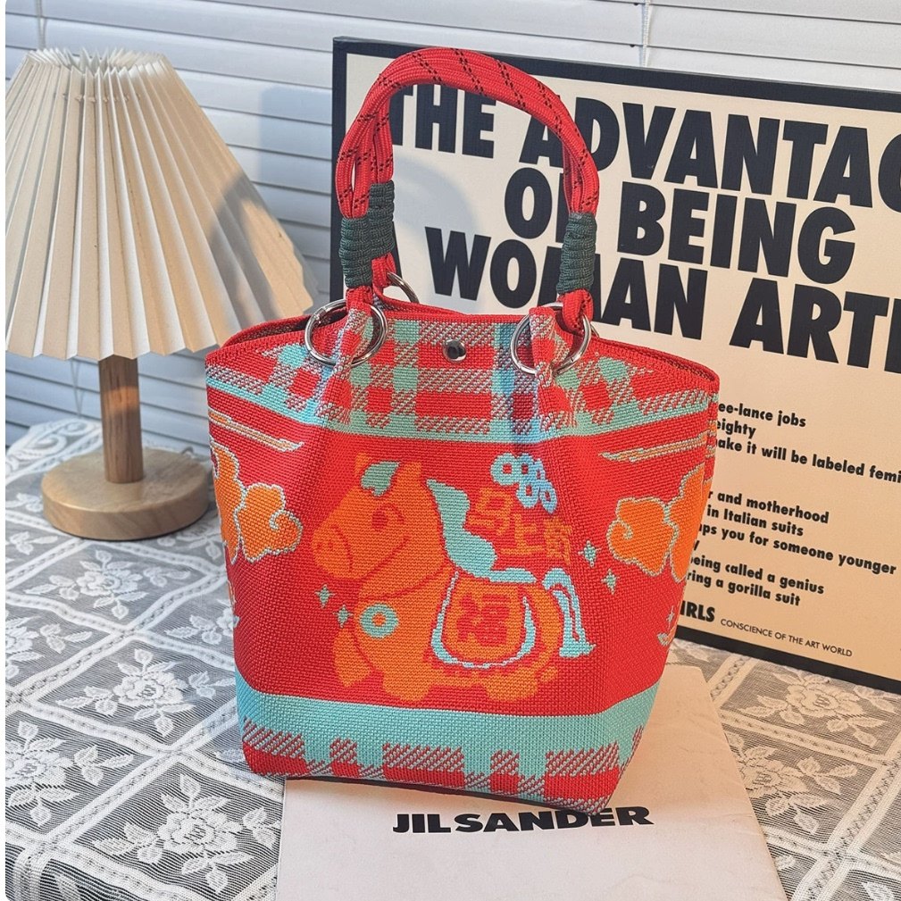 新年礼物袋手提针织包伴手礼2026马年元旦公司年会送员工礼品定制