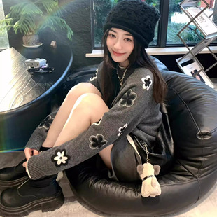 山羊绒毛衣女26秋冬新款复古港风立体刺绣圆领套头针织打底衫