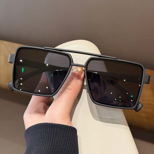 方形TR框架飞行员墨镜男适合开车高级感偏光太阳镜女双梁超轻眼镜