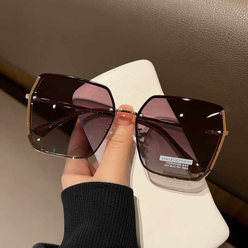 轻奢太阳镜经典方框女士偏光墨镜防紫外线遮阳气质圆脸大脸显脸小