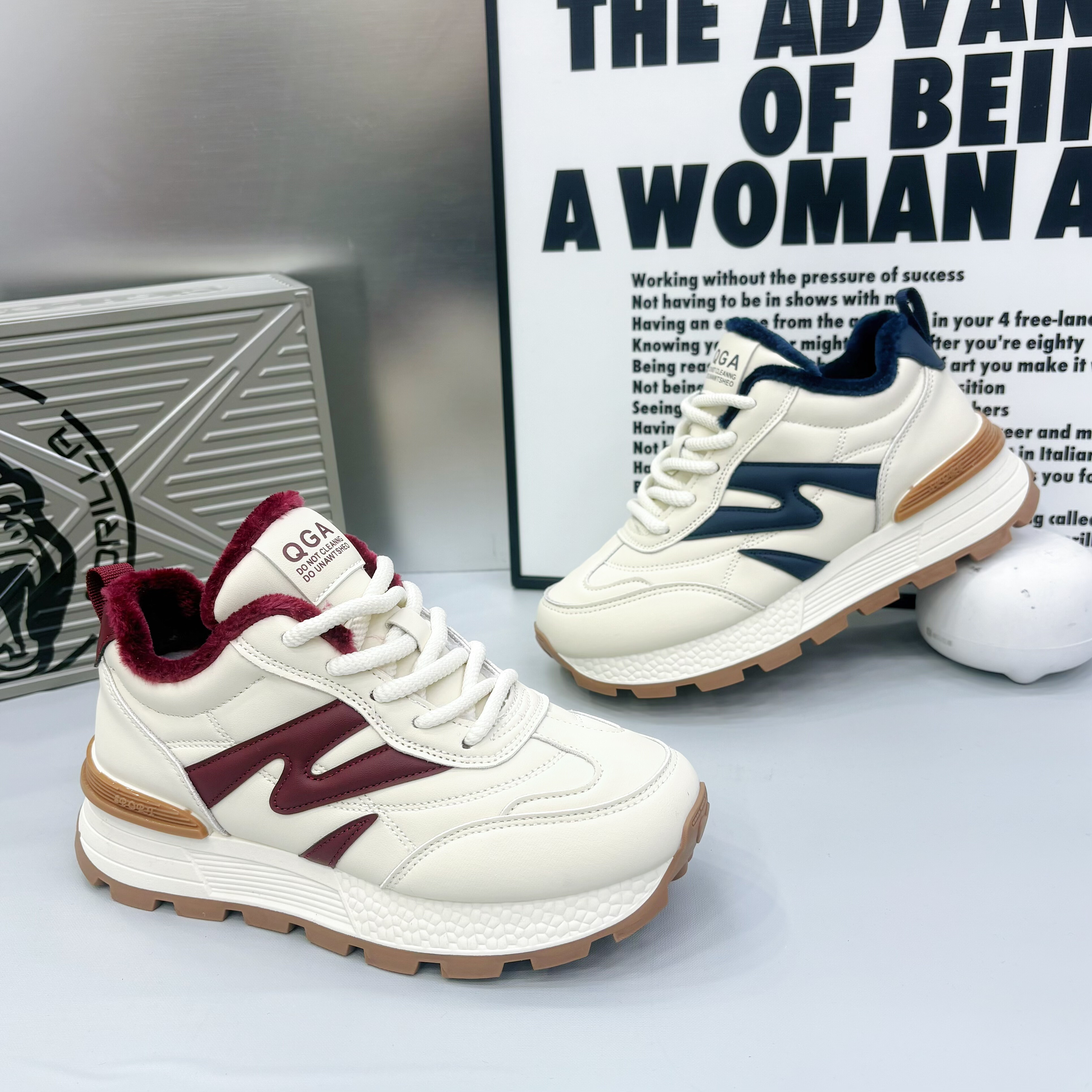 2025新款冬季皮面女鞋加绒保暖棉鞋百搭休闲舒适运动鞋阿甘鞋校园