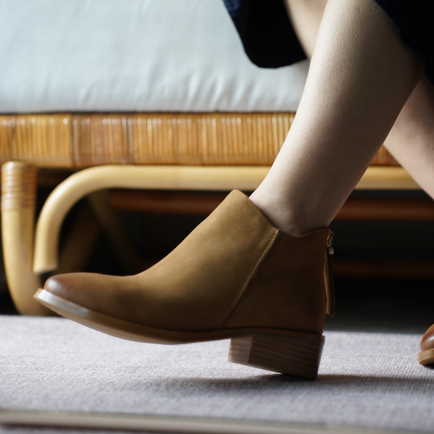 壹家shoes033040羊皮/牛皮短靴3cm圆头时尚踝靴2025秋冬法式女靴