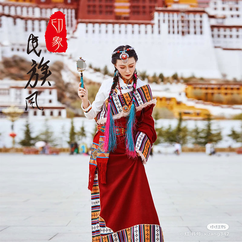 2025新款藏族服装女贵族藏袍西藏旅游少数民族风写真藏式舞蹈演出