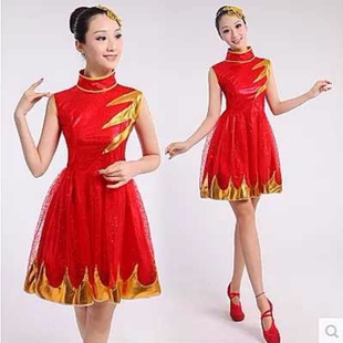 五一新款现代舞蹈演出服快板服装打鼓服亮片排舞表演服短裙女