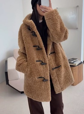 RARELY正确版设计师品牌詹詹同款连帽牛角扣环保皮毛一体大衣外套