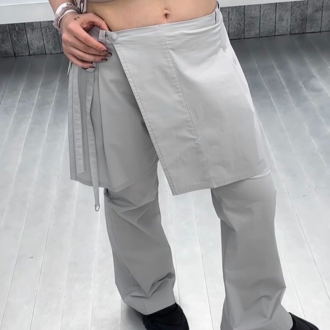 low classic韩国设计师款 25春夏新款屁帘拼接假两件工装休闲裤女