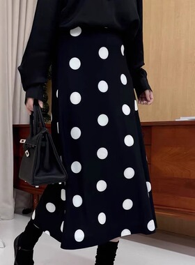 现货2024秋冬新款复古印花圆点显瘦大摆裙中长款波点气质半身裙女