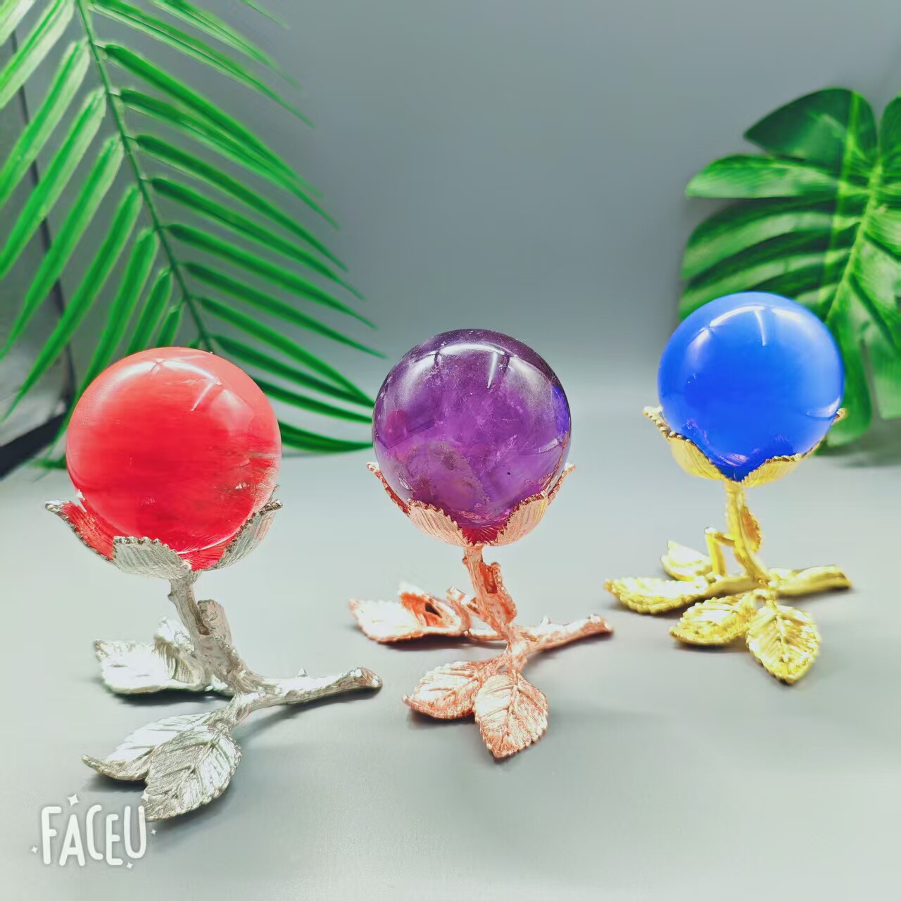 新款玫瑰花支架水晶球金属底座摆件家居圆球托盘置物创意轻奢展示图片