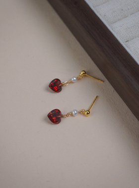 yeajewel小众爱心红锆珍珠耳钉925银复古甜美气质耳环耳饰潮31115