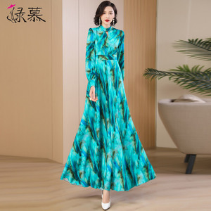 2026春夏新款蓝色印花修身显瘦超长连衣裙优雅气质大摆长裙到脚踝