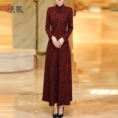 贵夫人气质酒红色秋冬连衣裙女