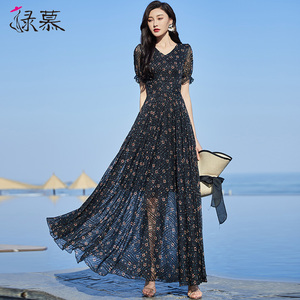 黑色碎花雪纺连衣裙女长款2026年夏季新款气质V领收腰显瘦长裙