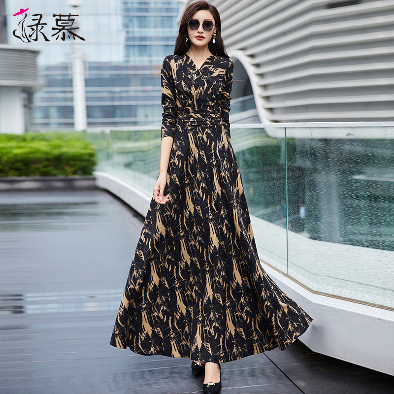 长袖连衣裙女2025春春秋新收腰显瘦长款过膝气质黑色V领大摆长裙