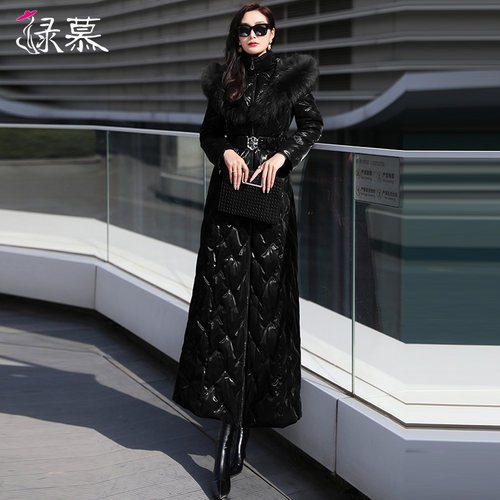 高端奢华大毛领超长款亮面羽绒服