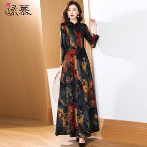 春秋新款时尚印花长袖连衣裙女长款2026年修身到脚踝显瘦大摆长裙