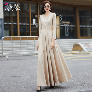卡其色连衣裙春春秋长袖2026新款气质长款裙子收腰修身显瘦长裙