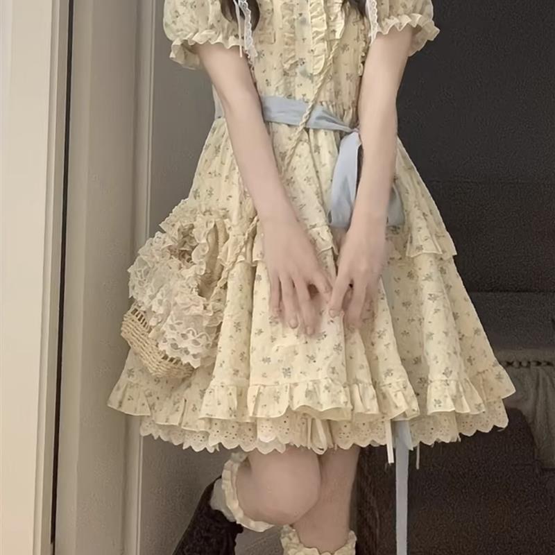 甜美娃娃领碎花连衣裙子女夏季泡泡袖法式公主裙小个子收腰蓬蓬裙