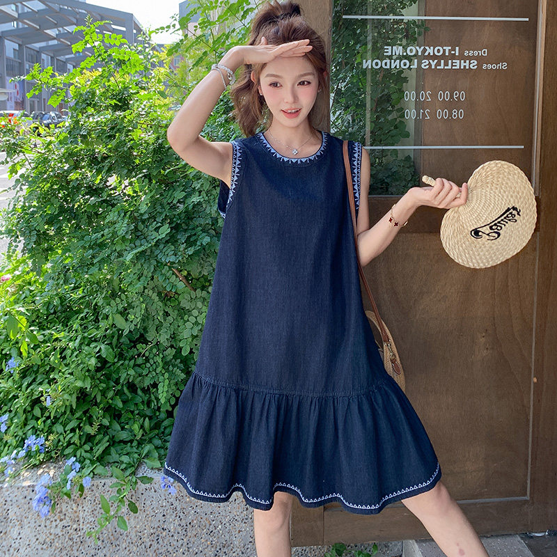 复古深蓝色甜美裙摆荷叶边拼接连衣裙女2025夏季高级感百搭牛仔裙,女装连衣裙,浙宝180A