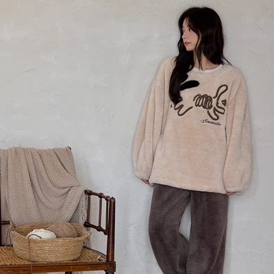 黛梦思珊瑚绒睡衣女冬季加厚保暖家居服秋冬款宽松大码可外穿套装