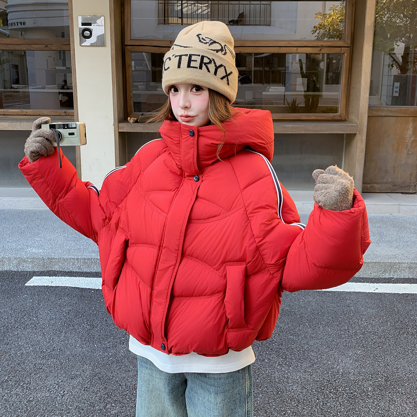 红色爆款高级感格纹鹅绒服女2025冬季新款90白鹅绒保暖小个子外套图片