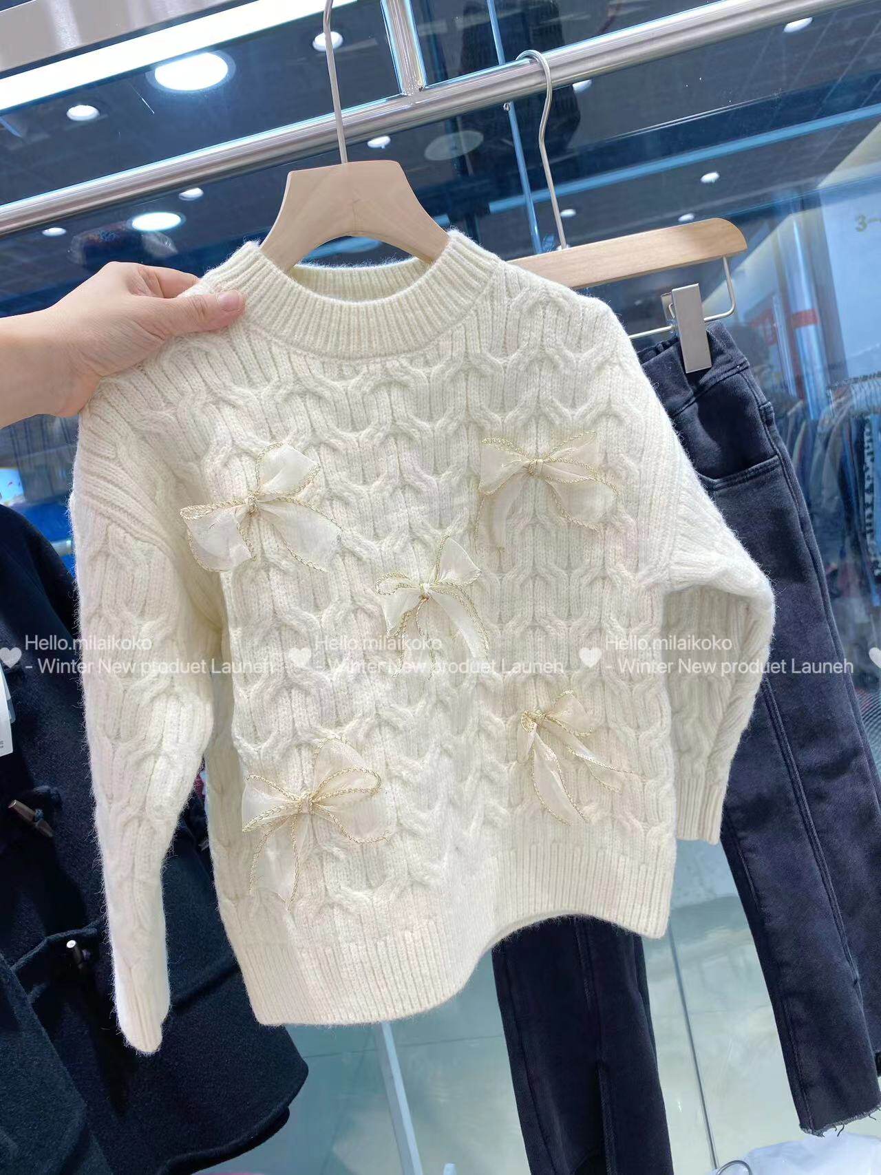 米莱milaikoko秋冬韩版女童复古慵懒风立体蕾丝蝴蝶毛衣针织衫