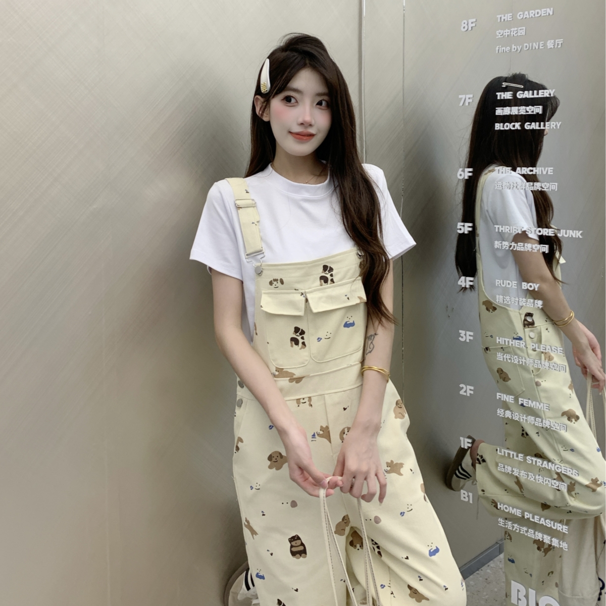 多巴胺小熊卡通印花牛仔背带裤女2025春季新款宽松显瘦阔腿连体裤