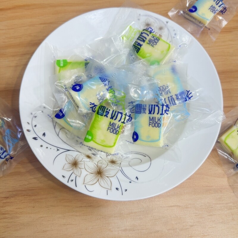 乳中情老酸奶块奶酥儿童原味奶酪内蒙古特产休闲零食独立小包装