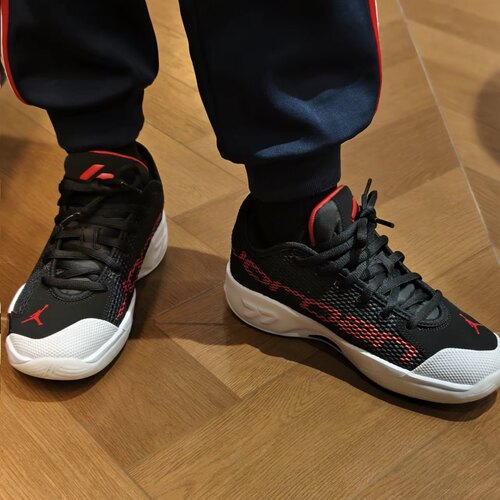 JordanLuka .77 舒适百搭GS低帮 篮球鞋 黑色 男女同款IH0573-001