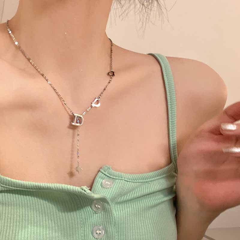 闪钻字母D流苏项链女轻奢时尚