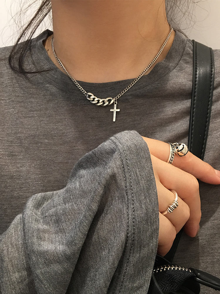 925泰银十字架毛衣链女复古短款轻奢项链ins简约小众设计气质网红