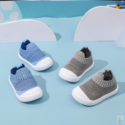 Children's Fly-Knit Shoes 1-3 Years Old Toddler Walking Shoes Mesh Fly-Knit Shoes Breathable Baby Sock Shoes Boys Indoor Shoes