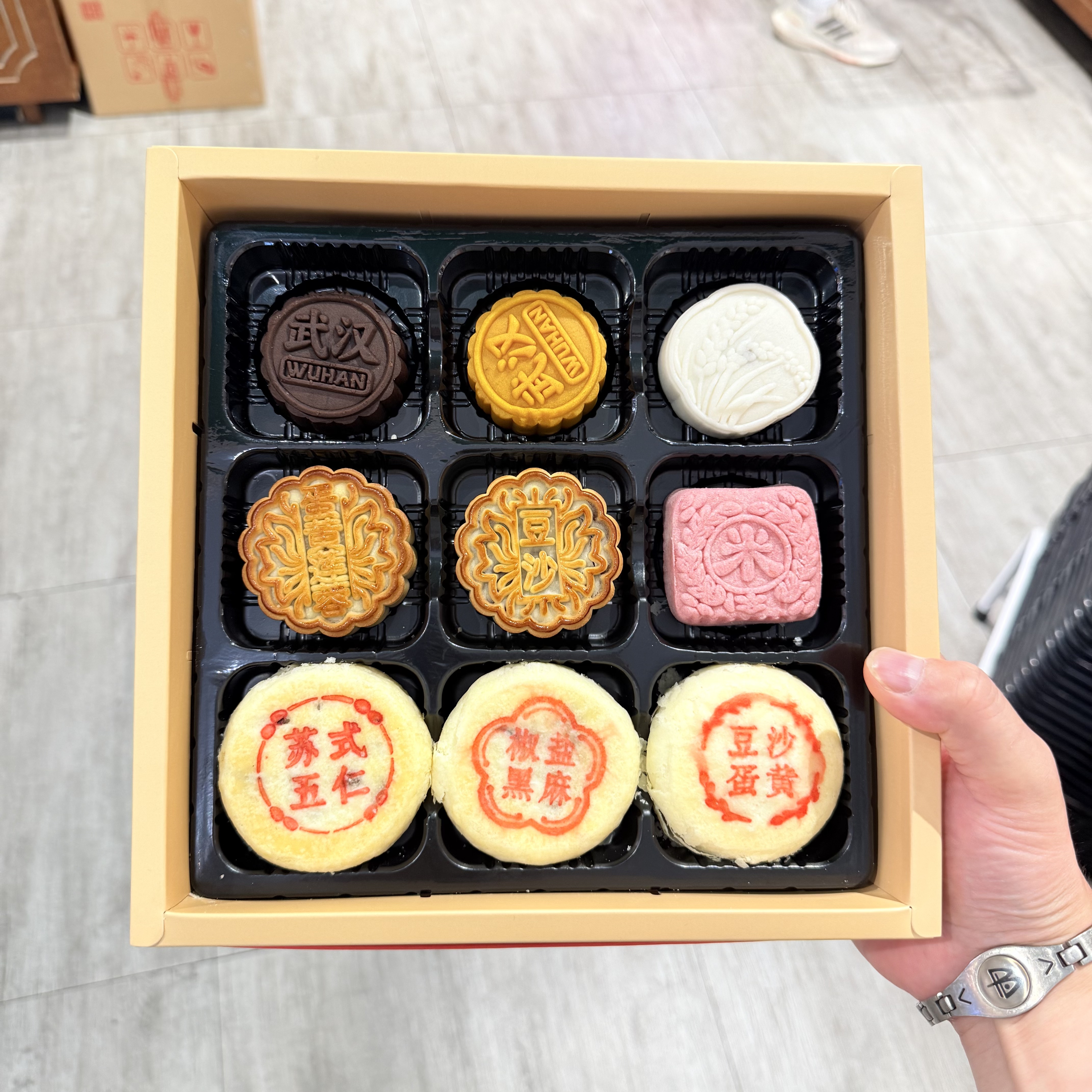 汪玉霞现烤苏式月饼礼盒多种口味