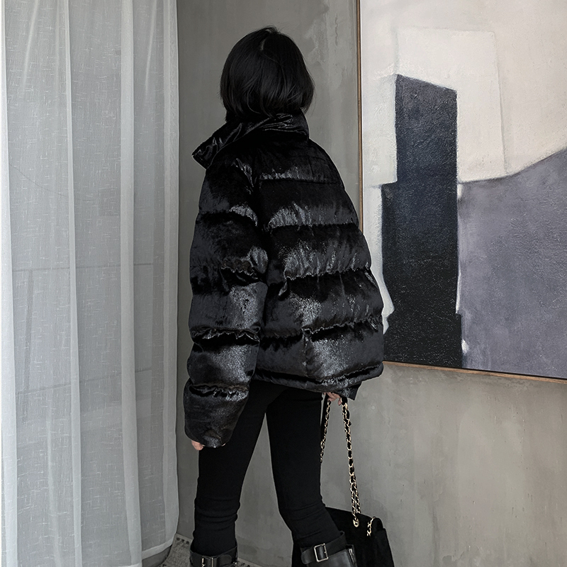 反季节羽绒服女短款2020年新款丝绒亮面宽松90白鸭绒冬装特卖清仓在类目 女装/女士精品, 羽绒服中 - 来自Buy2taobao.com提供专业的淘宝代购服务