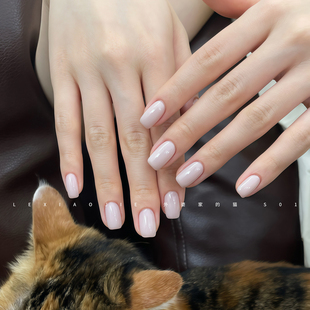 乐小姐外婆家的猫S01乳白偏粉百搭打底色美甲店专用光疗甲油胶